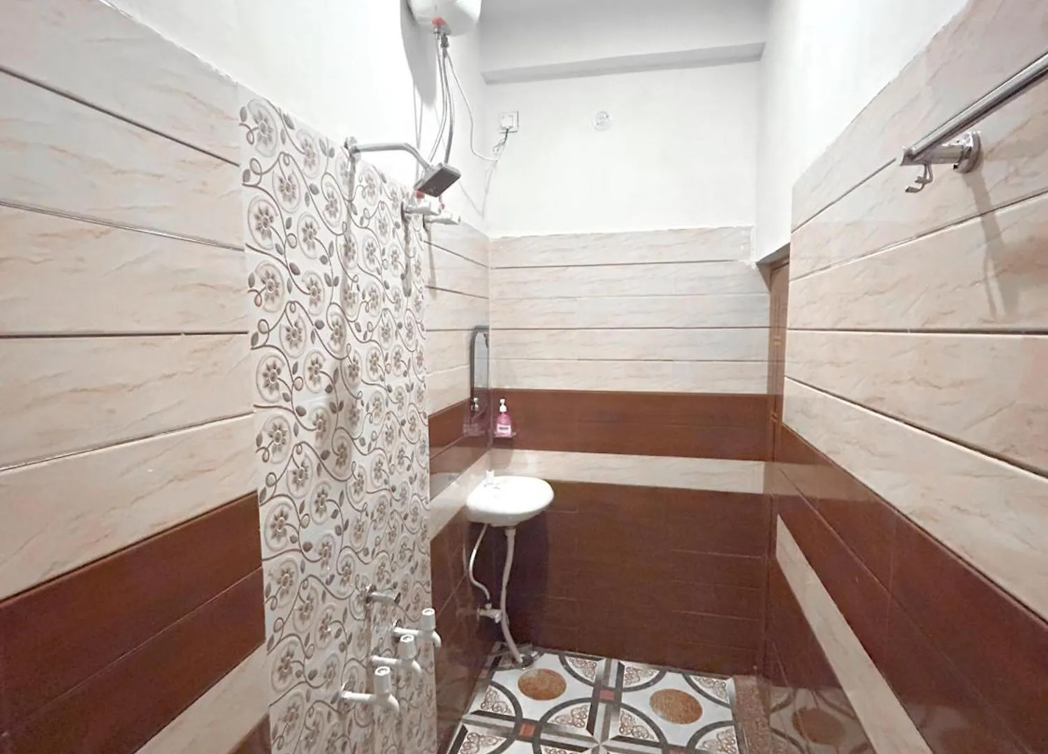 7Bhk Flats Ac & Non Ac Rooms In Kashi Vishwanath Jyotirling The Sacred Stay Apartment 瓦拉纳西 印度