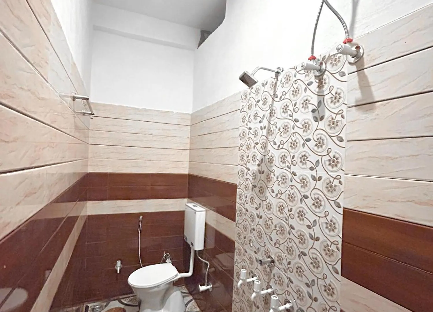 7Bhk Flats Ac & Non Ac Rooms In Kashi Vishwanath Jyotirling The Sacred Stay Apartment 瓦拉纳西 招待所