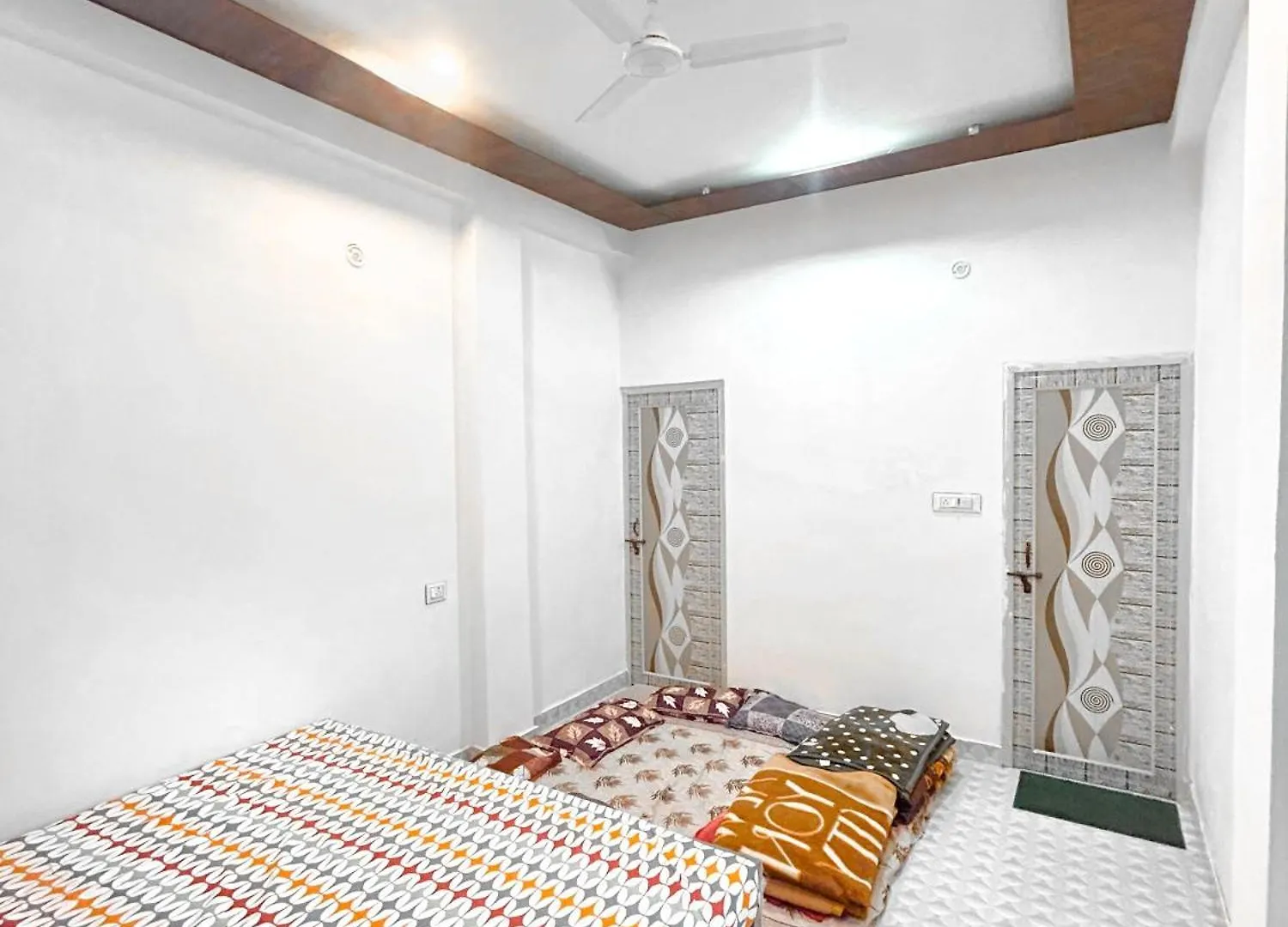 7Bhk Flats Ac & Non Ac Rooms In Kashi Vishwanath Jyotirling The Sacred Stay Apartment 瓦拉纳西 0*,  印度